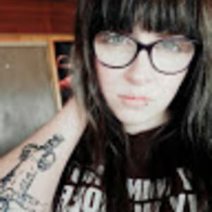 Meet your Posher, Adrianna